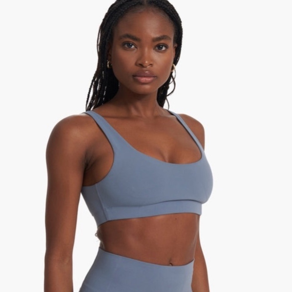 Vuori Daily Bra in Azure